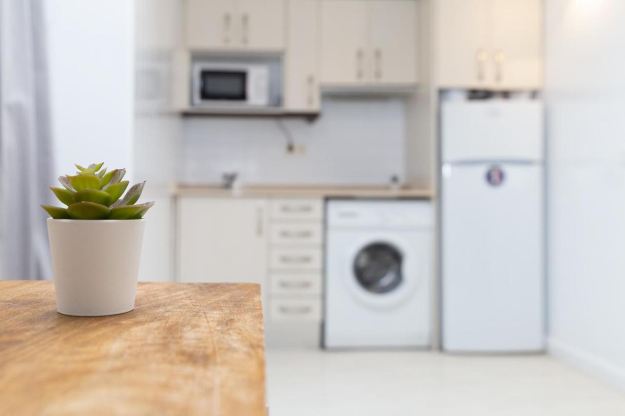 Apartamentos Puerta Del Sol I Madrid Kültér fotó
