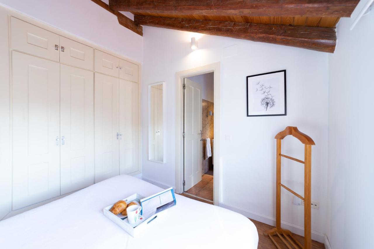 Apartamentos Puerta Del Sol I Madrid Kültér fotó