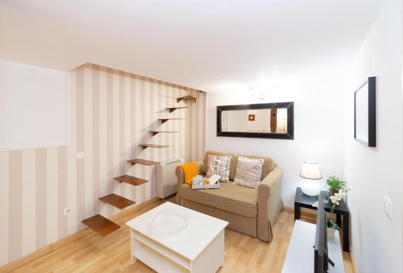 Apartamentos Puerta Del Sol I Madrid Kültér fotó