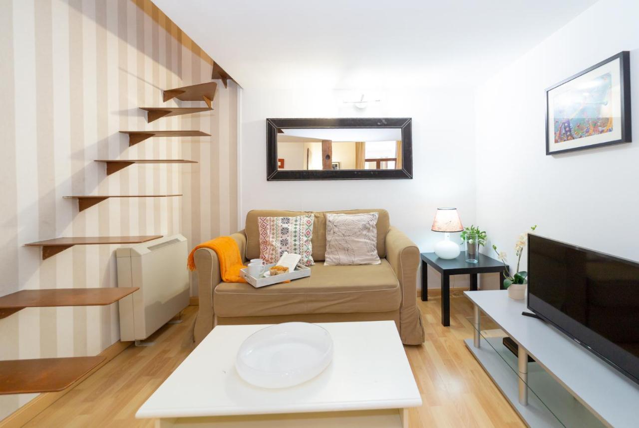 Apartamentos Puerta Del Sol I Madrid Kültér fotó