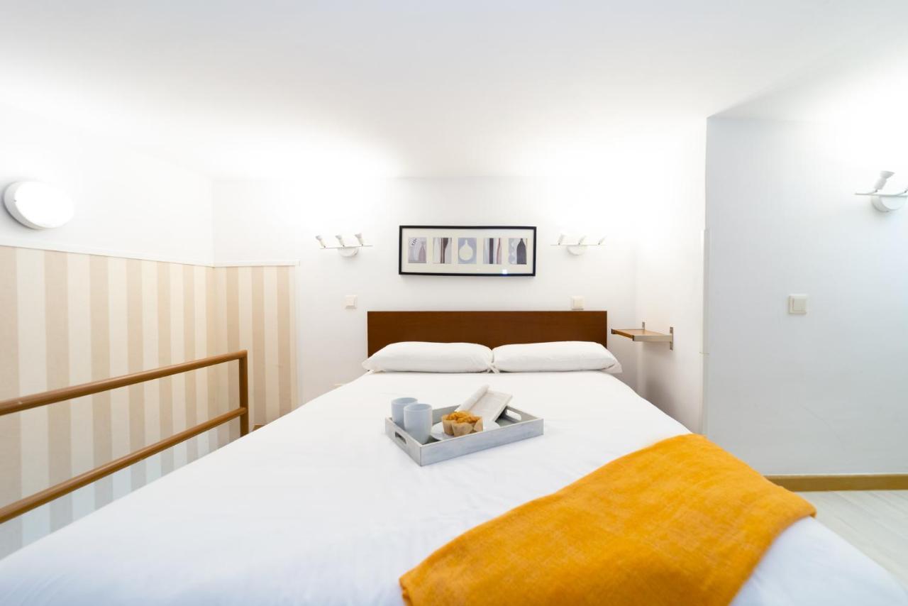 Apartamentos Puerta Del Sol I Madrid Kültér fotó